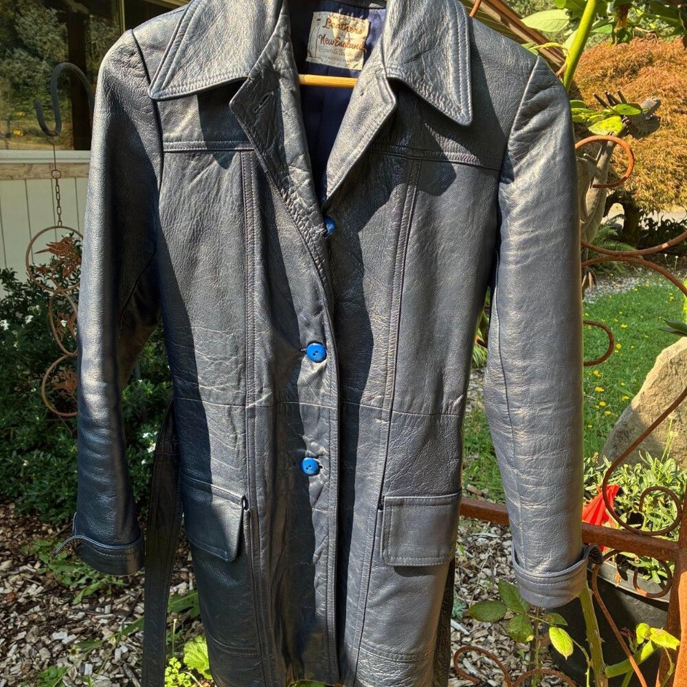 vintage blue leather button up jacket ~ New England Leather ~ STUNNING
